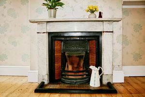 Photo 7- click for photo gallery